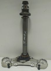 Σταυρός πιρουνιού YAMAHA T-MAX 500 01-07