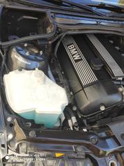 Bmw 320 2000-thumb-2