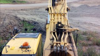Εκσκαφέας Με Ερπύστριες Komatsu 2006 PC800LC-8-thumb-1