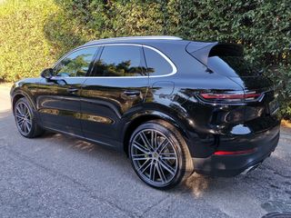 Porsche Cayenne 2020 HYBRID-thumb-5