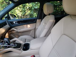 Porsche Cayenne 2020 HYBRID-thumb-10
