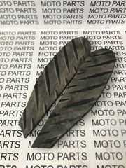 APRILIA SR 125 150 ΛΑΣΤΙΧΕΝΙΑ ΠΑΤΑΚΙΑ ΟΔΗΓΟΥ - MOTO PARTS