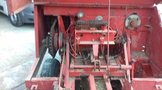 Πρέσες New Holland 1983 387-thumb-6