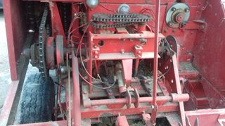 Πρέσες New Holland 1983 387-thumb-7