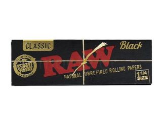 Χαρτάκια RAW BLACK (Μεσαία) ακατέργαστα 1&1/4 Classic με 50 Φύλλα - 1 Πακετάκι