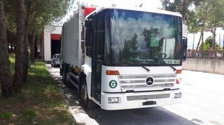Απορριμματοφόρο Mercedes-Benz 2004 ECONIC 2628 LLA 6*2/4-thumb-5