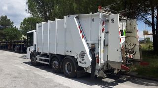 Απορριμματοφόρο Mercedes-Benz 2004 ECONIC 2628 LLA 6*2/4-thumb-3