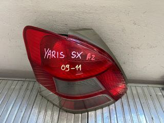 Φανάρι πίσω αριστερά Toyota Yaris 09-11 λευκό φλάς LED-thumb-2