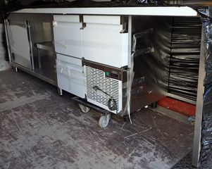 Ερμάριο & Ψυγείο Πάγκος Με Συρτάρια 280x66x86 - Καινούργιο.