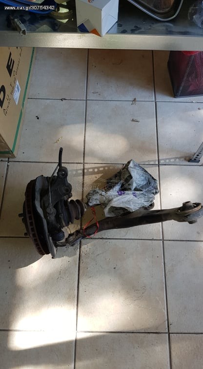 TOYOTA COROLLA 2002-06 ΑΚΡΟ ΜΕ ΨΑΛΙΔΙ ΚΑΙ ΗΜΙΑΞΟΝΙΟ ΑΡΙΣΤΕΡΟ