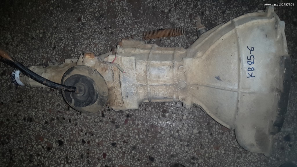 Isuzu KB25-26 Σασμάν