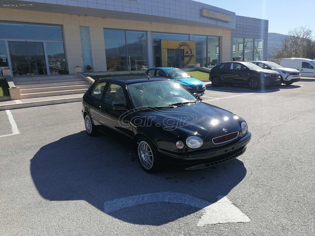 Toyota Corolla 1998 1.6 VVTI 115HP