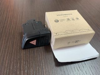 A Διακόπτης ALARM Audi Q5 8R1941509C V10 Γνήσιος καινούριος-thumb-1