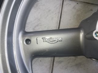 TRIUMPH TT 600  ΤΡΟΧΟΣ ΕΜΠΡΟΣ-thumb-2
