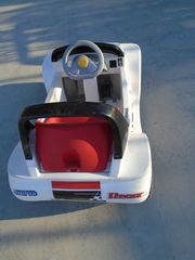 ΠΑΙΔΙΚΟ ΑΥΤΟΚΙΝΗΤΑΚΙ PEG PEREGO ΗΛΕΚΤΡΟΚΙΝΗΤΟ-thumb-2