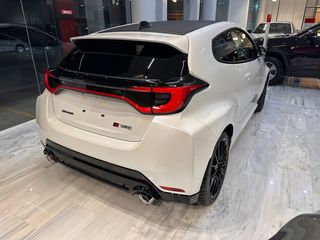 Toyota Yaris 2026 GR-FOUR 4WD-thumb-4