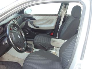 Lancia Lybra 2000-thumb-3