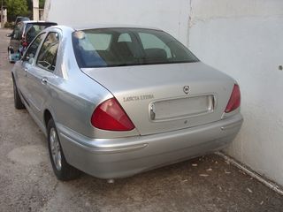 Lancia Lybra 2000-thumb-1