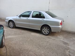 Lancia Lybra 2000-thumb-2
