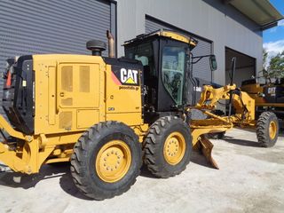 Γκρέιντερ CAT 2011 140M2-thumb-1
