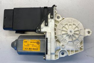 ΜΟΤΕΡ ΓΡΥΛΛΟΥ ΠΑΡΑΘΥΡΟΥ ΜΠΡΟΣΤΑ ΔΕΞΙΑ VOLKSWAGEN GOLF 4 (1C1959802A,105468-301,101386-102,774.60021.01,9776-105415-301,F005S00058)