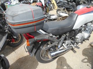 YAMAHA XJ 900-thumb-1