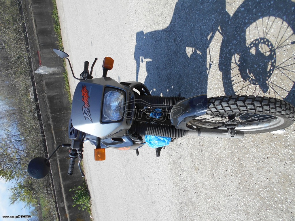 HONDA DOMINATOR NX-650 