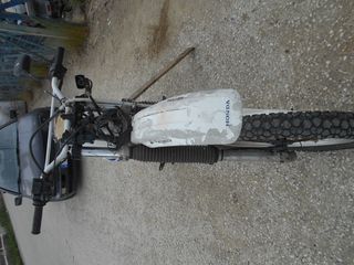 HONDA XLR 250-thumb-4