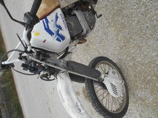 HONDA XLR 250