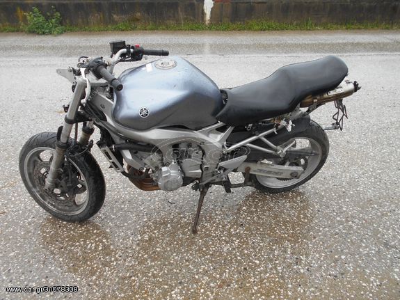 Yamaha FAZER 600