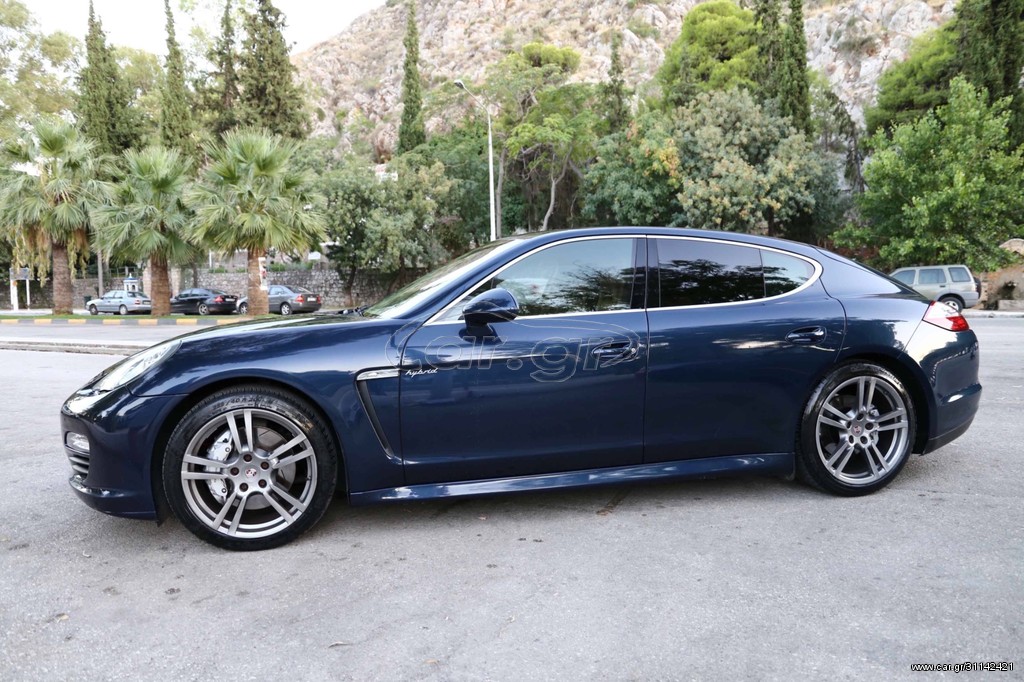 Porsche Panamera 2012
