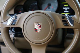 Porsche Panamera 2012-thumb-8