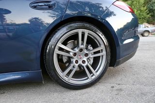 Porsche Panamera 2012-thumb-36