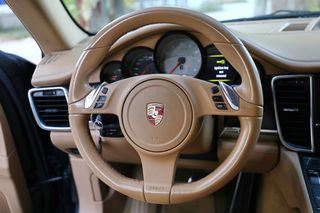 Porsche Panamera 2012-thumb-9