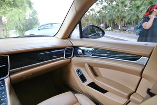 Porsche Panamera 2012-thumb-21