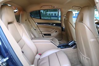 Porsche Panamera 2012-thumb-22