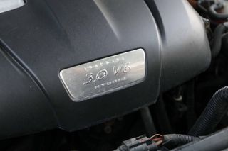Porsche Panamera 2012-thumb-33