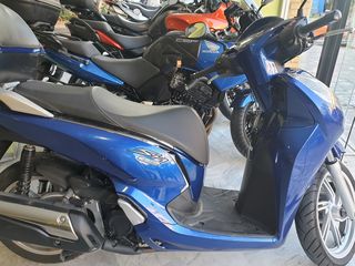 Honda SH 300i 2017 ΕΥΚΑΙΡΙΑ !!! SMART TOP BOX