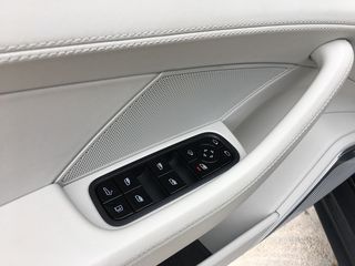 Porsche Panamera 2018 TURBO S 680HP HYBRID PANORAMA-thumb-34