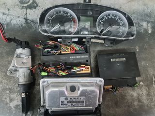 Skoda Roomester κιτ εγκεφάλου 03C906057AL 0261201666 6Q0937049F 5J0959433A 
