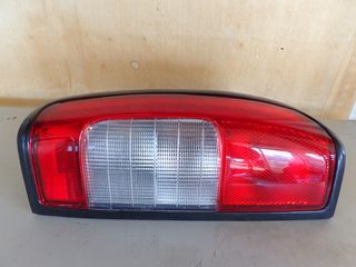 ΠΩΛΕΙΤΑΙ ΦΑΝΑΡΙ ΠΙΣΩ ΔΕΞΙΑ ΑΠΟ NISSAN NAVARA D21-thumb-1