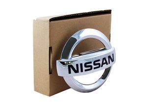 Αυτοκόλλητο Σήμα Μεταλλικό Για Nissan Χρώμιο 9,1cm x 10,5cm 1 Τεμάχιο