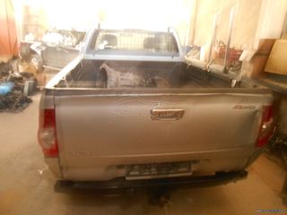 Isuzu D-Max 2009-thumb-2