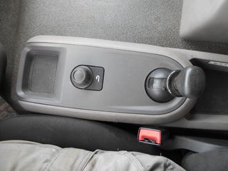 Καρότσα Κουρτίνα DAF 2015 LF 250   EURO-6-thumb-47