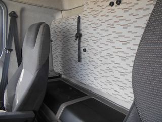 Καρότσα Κουρτίνα DAF 2015 LF 250   EURO-6-thumb-50