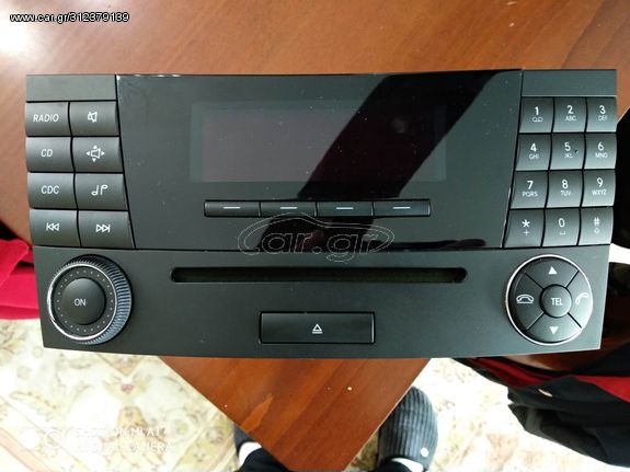 Ράδιο/CD player MERCEDES BENZ W211 E200