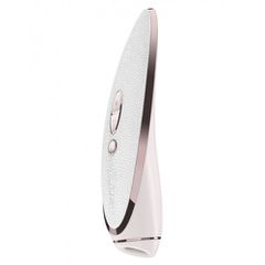 Satisfyer Prêt-à-Porter clitoral stimulator and vibration