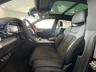 Audi Q8 2022 S LINE-thumb-17