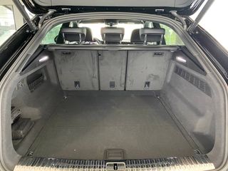 Audi Q8 2022 S LINE-thumb-32