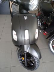 Sym 2025 FIDDLE 125 CBS   ΤΟP BOX ΕΤΟΙΜΟΠΑΡΑΔΟΤΟ
